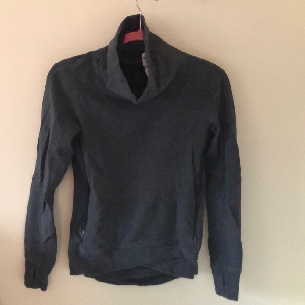 Lululemon Sweatshirt